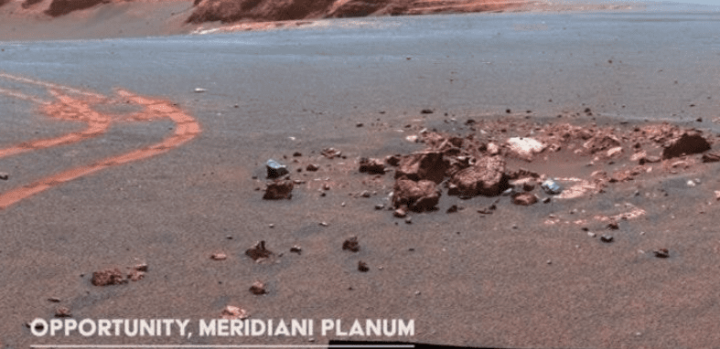 미국항공우주국(NASA)가 최근 화성 모습을 고화질로 공개해 많은 누리꾼들이 관심을 보이고 있다. 최근 유튜브에는 나사에서 공개한 화성의 모습이 올라왔다. 영상은 지�