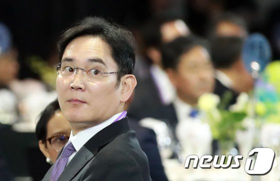 삼성전자 1년차 신입사원 연봉 액수 성과급까지 모두 공개 누리꾼 반응 폭발한 이유