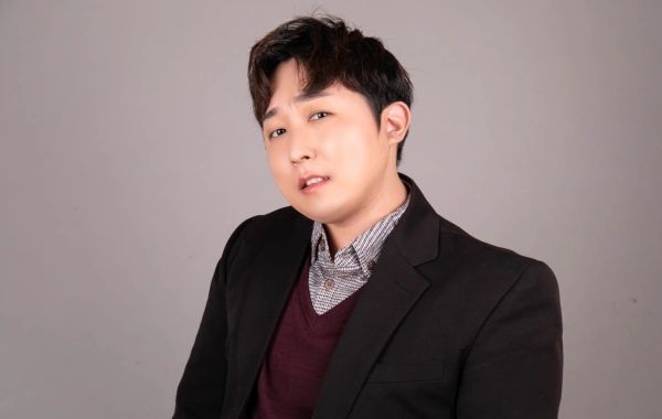 이성애자로 전환했다던 한국 게이 연예인 성 정체성 또 바뀌었다고 깜짝 선언한 이유 (인스타)
