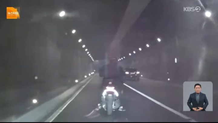 "경적 울려서 화났다" 오토바이 타고 보복 운전 20대 검거된 이유 황당