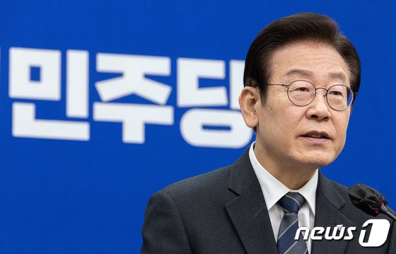 사망한 이재명 전 비서실장 유서에 이 대표 이름 언급 "억울하다" (공식)
