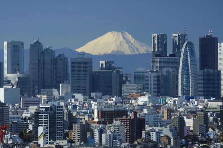 일본 후지산 올해 폭발 전문가 예고 "도쿄 3시간 만에 마비된다" (분석)