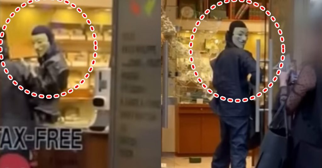 도쿄서 10대 가면 4인조 롤렉스 매장 강도질 하는 영상 급속히 확산 중